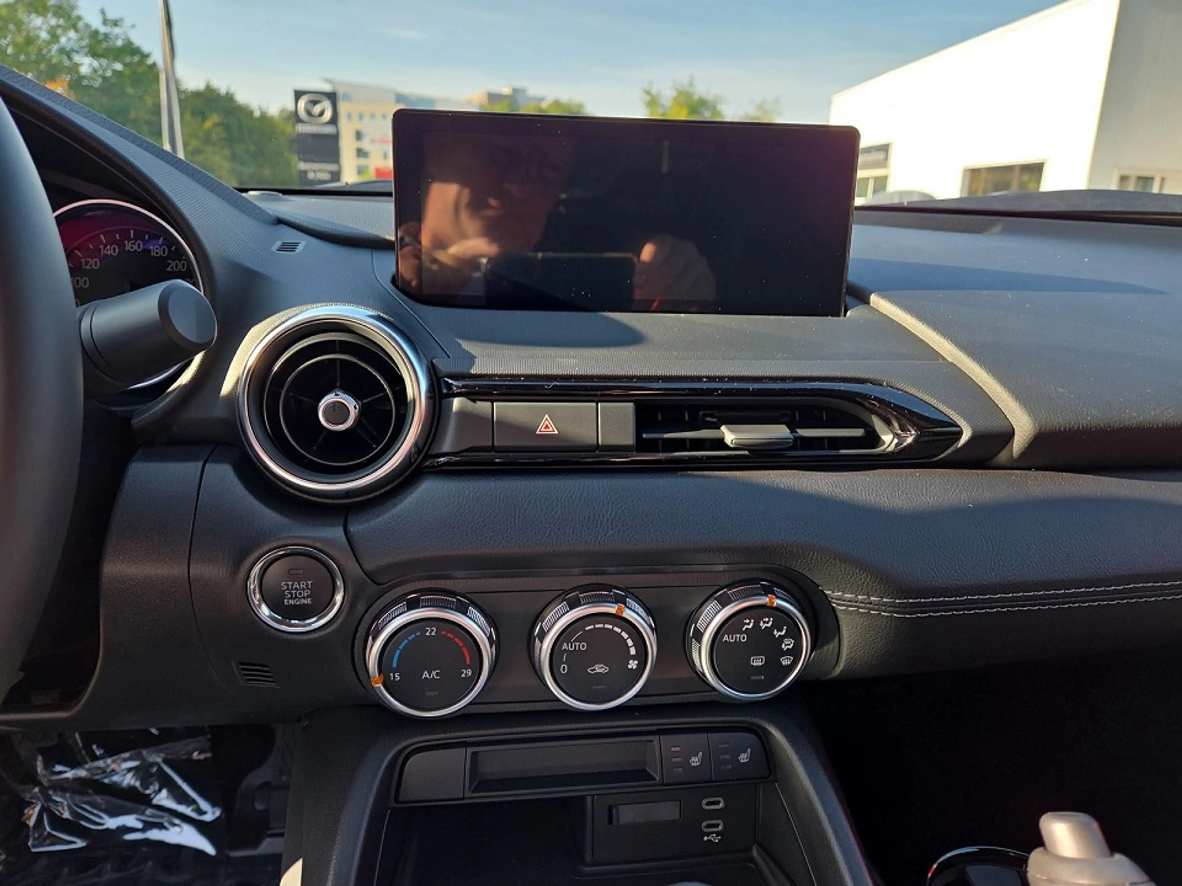 Mazda MX-5 1.5 Exclusive-line *Matrix-LED*BOSE* — photo 10