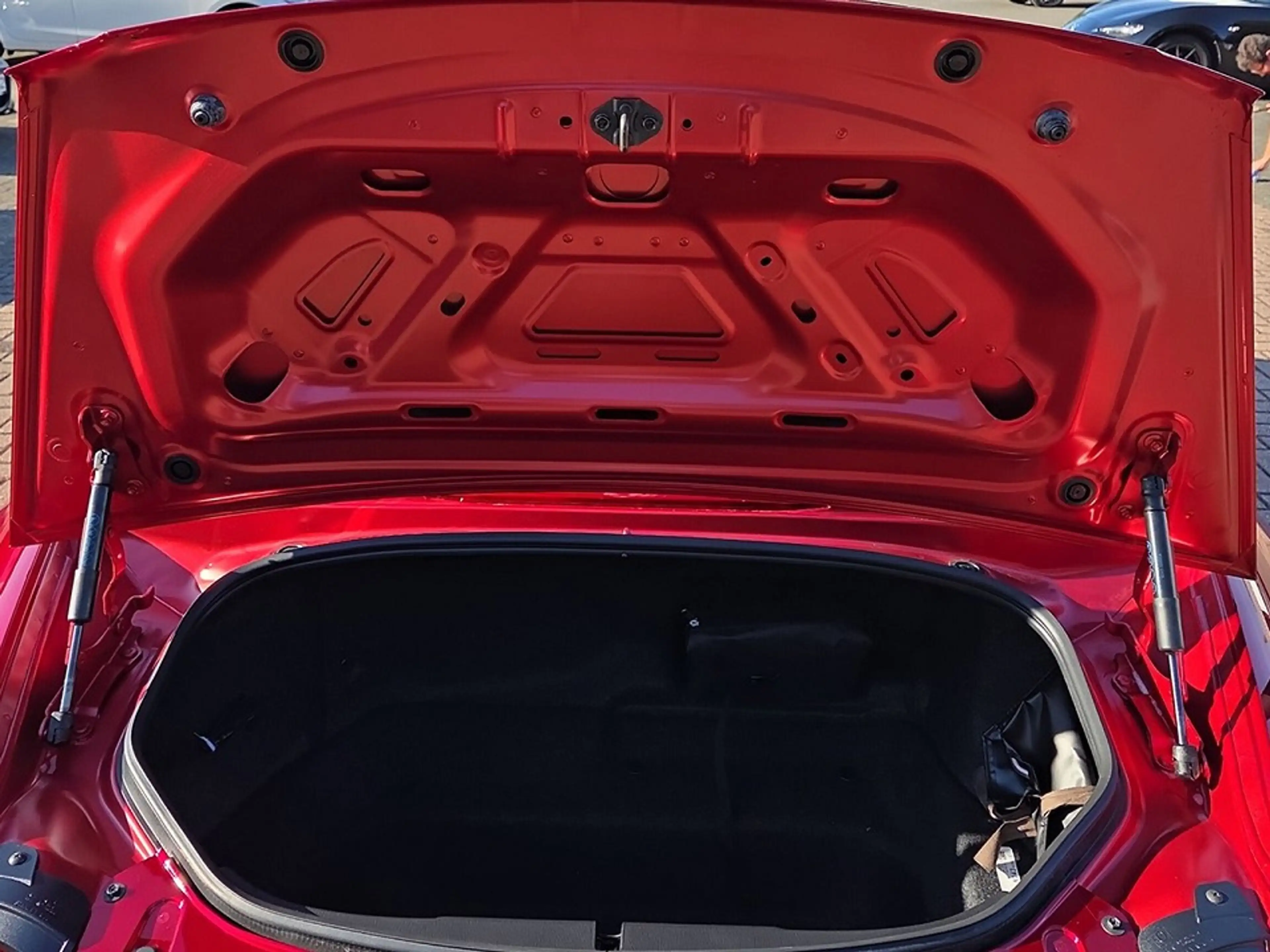 Mazda MX-5 1.5 Exclusive-line *Matrix-LED*BOSE* — photo 9