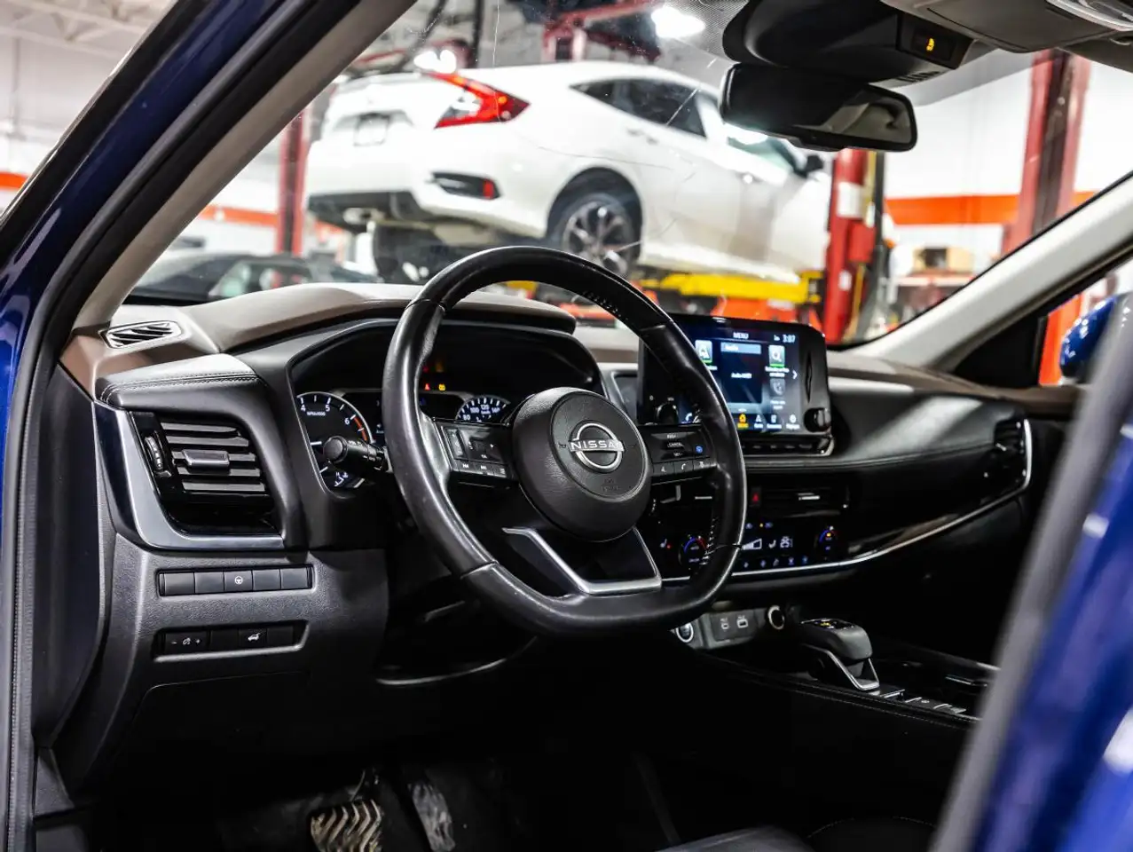 Nissan Rogue снимка Nissan Rogue