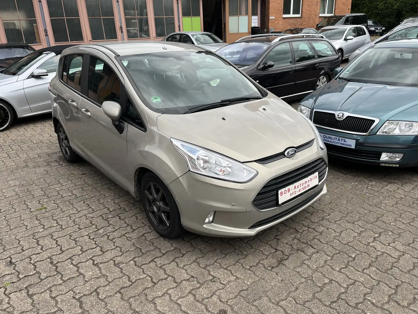 Ford B-Max 1.6 Aut. SYNC Edition AUTOMATIK NAVI CAM Gris - 2