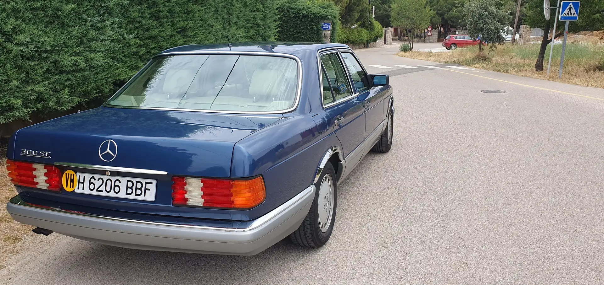 Mercedes-Benz S 300 300SE W126 Niebieski - 2