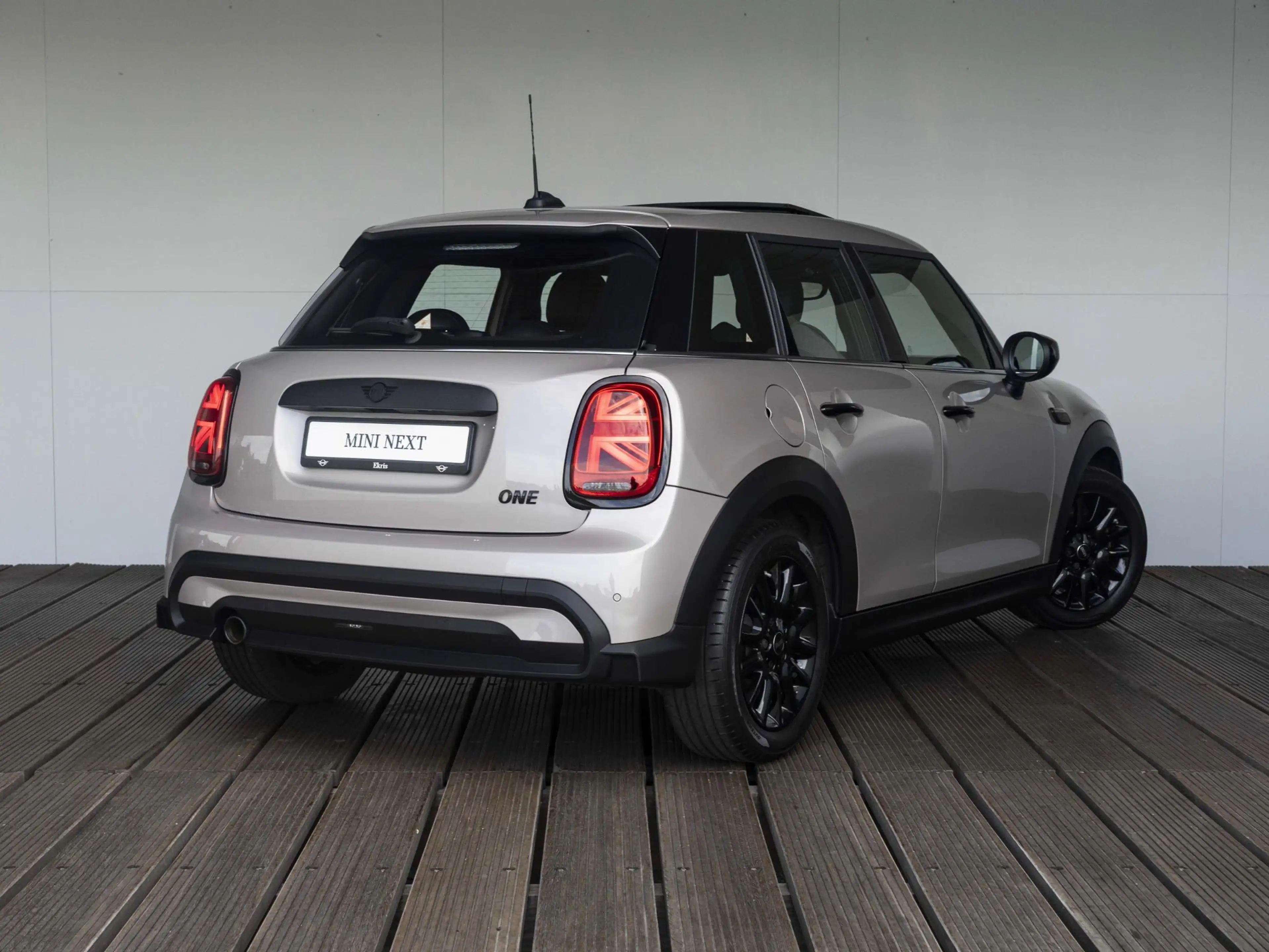 MINI One 5-Deurs Business Edition | Navigatie | Apple Carpl — photo 2