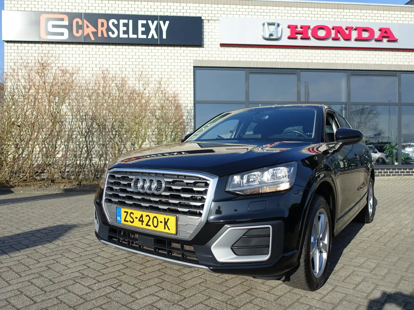 Audi Q2 1.4 TFSI 150pk Design Pro Line Plus Navi Afneembar Negro - 2