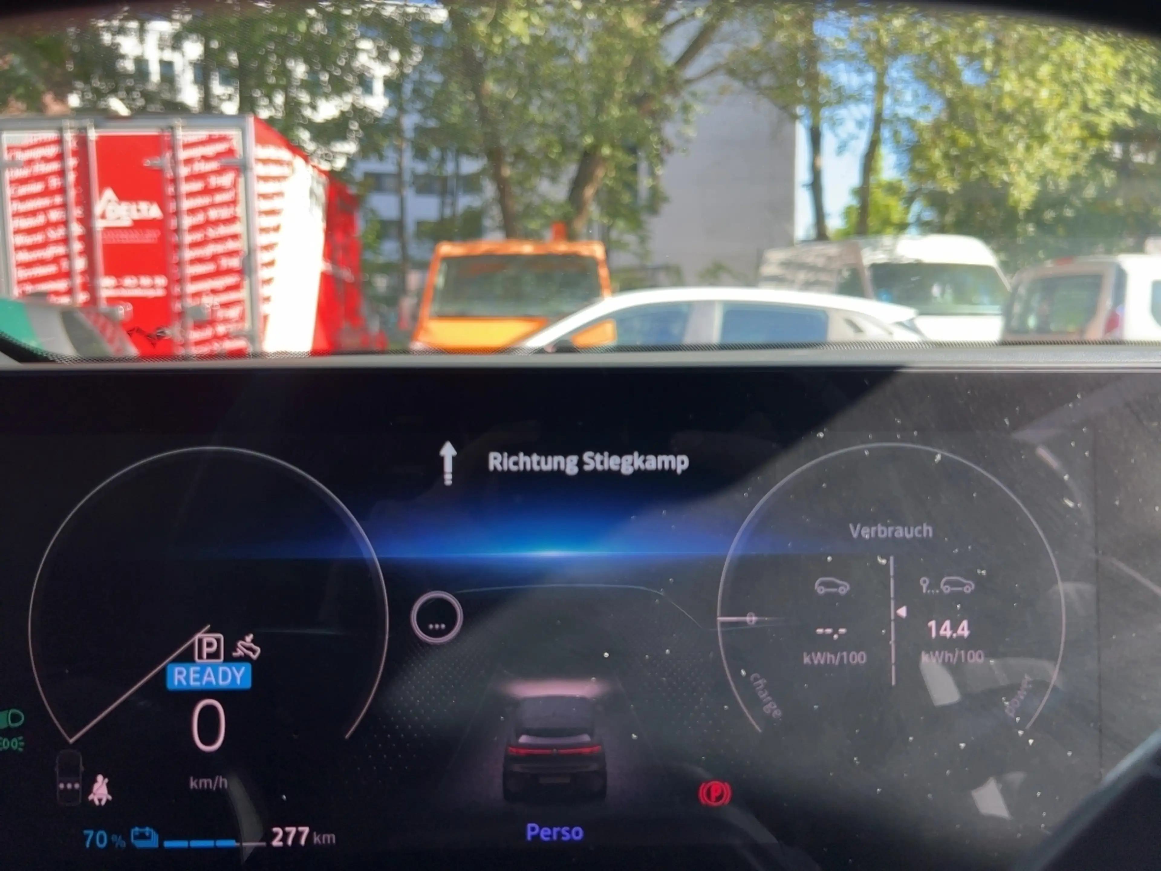 Renault Megane E-Tech Techno EV60 220hp optimum charge — photo 13