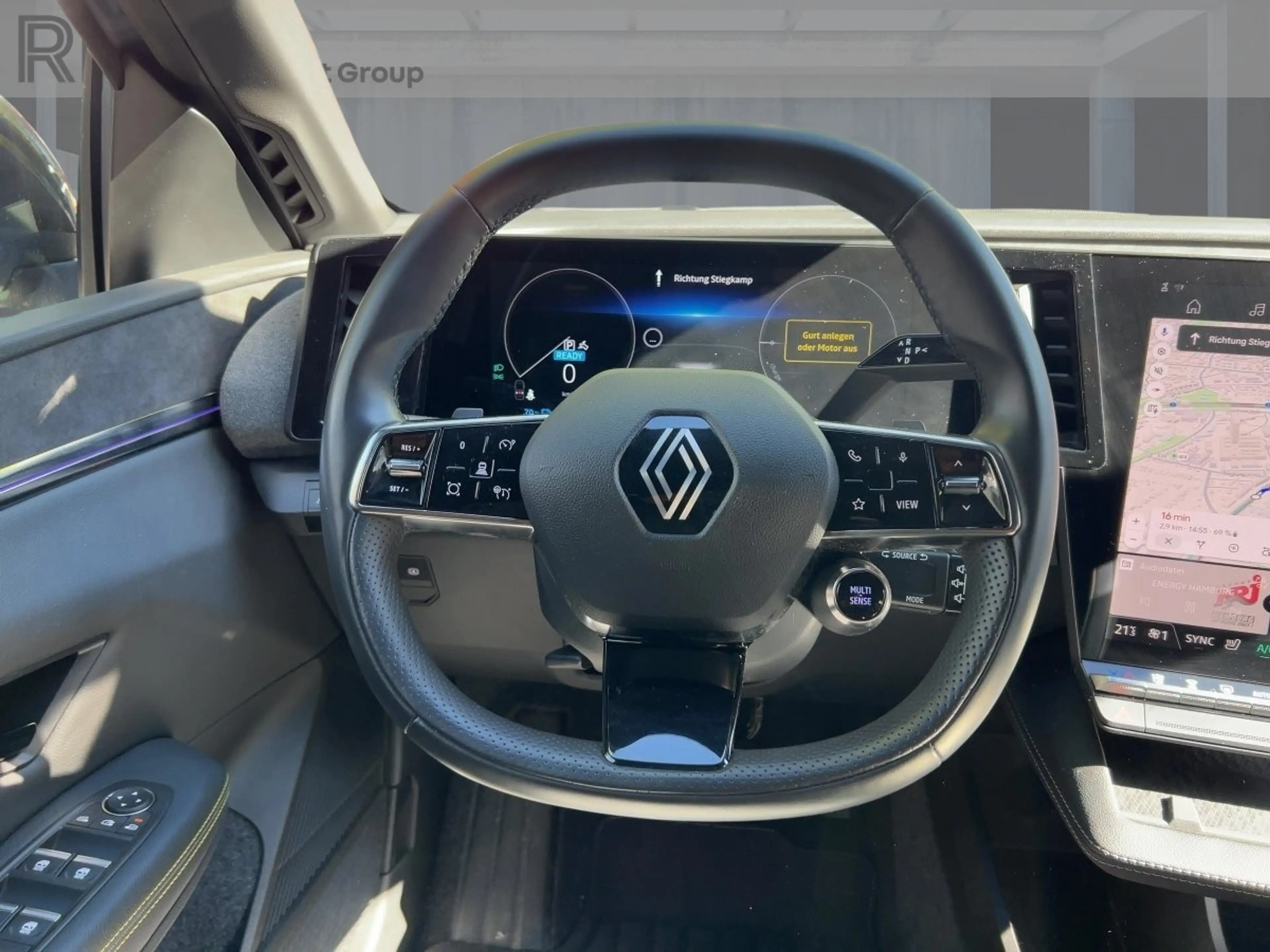 Renault Megane E-Tech Techno EV60 220hp optimum charge — photo 11
