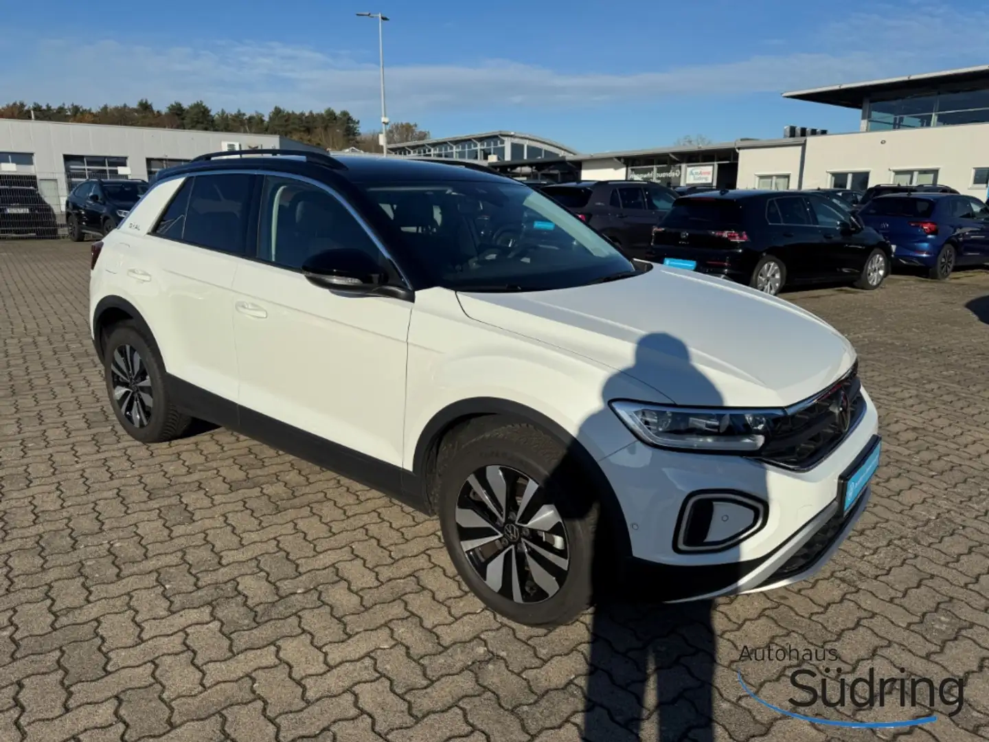 Volkswagen T-Roc GOAL 2.0 TDI DSG AHK Navi Rückfahk. Weiß - 2