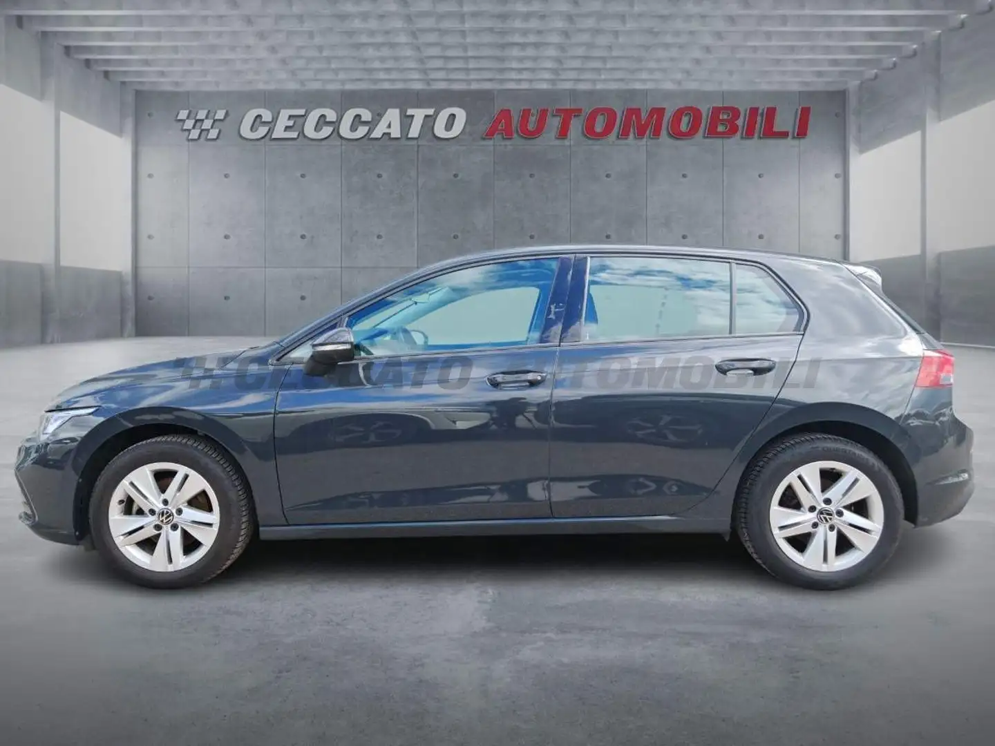 Volkswagen Golf Golf 1.0 etsi evo Life 110cv dsg Grijs - 2