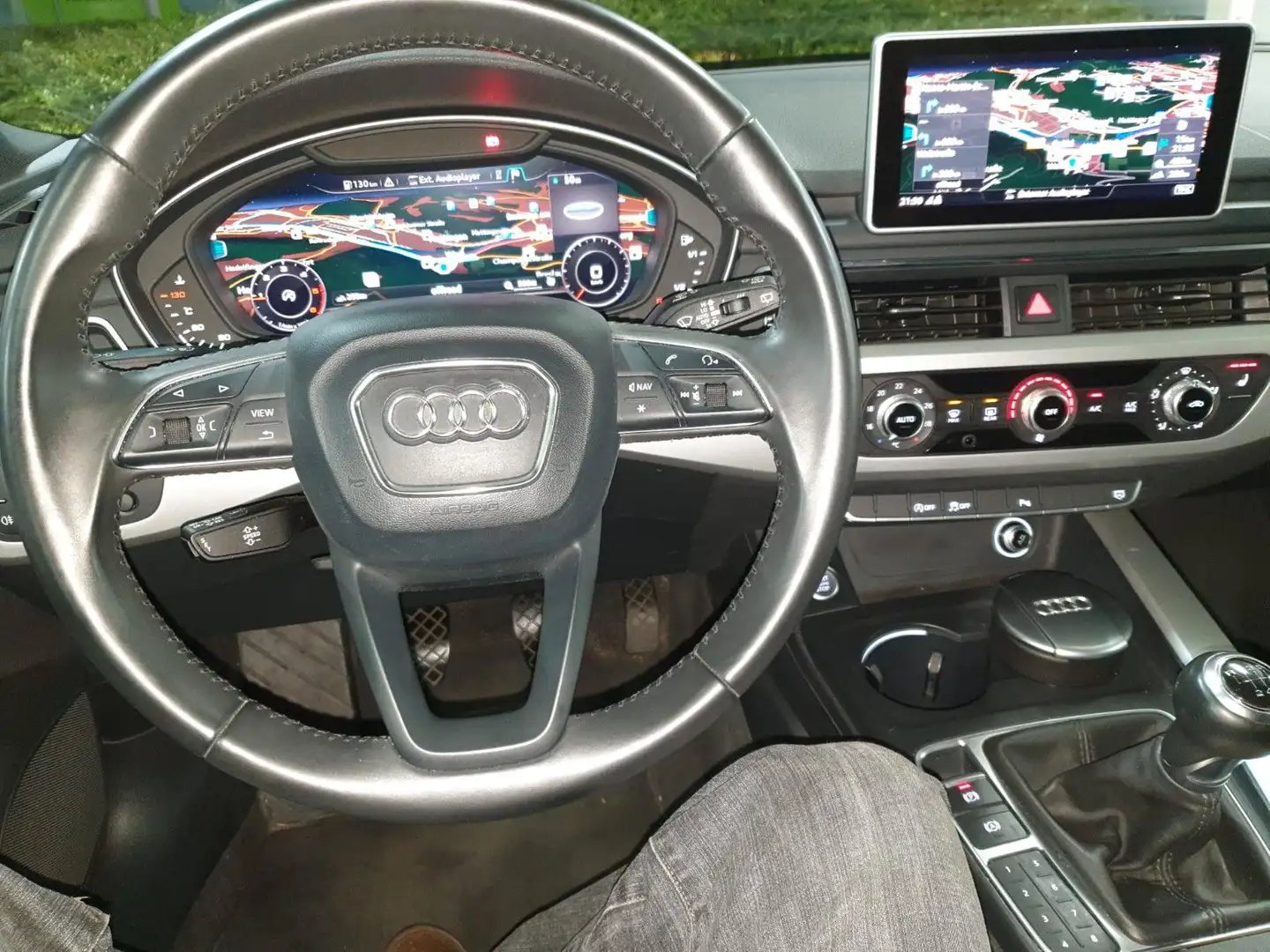 Audi A4 2.0 TDI Avant ultra*Virtual*Navi*Xenon*PDC*Te Schwarz - 1