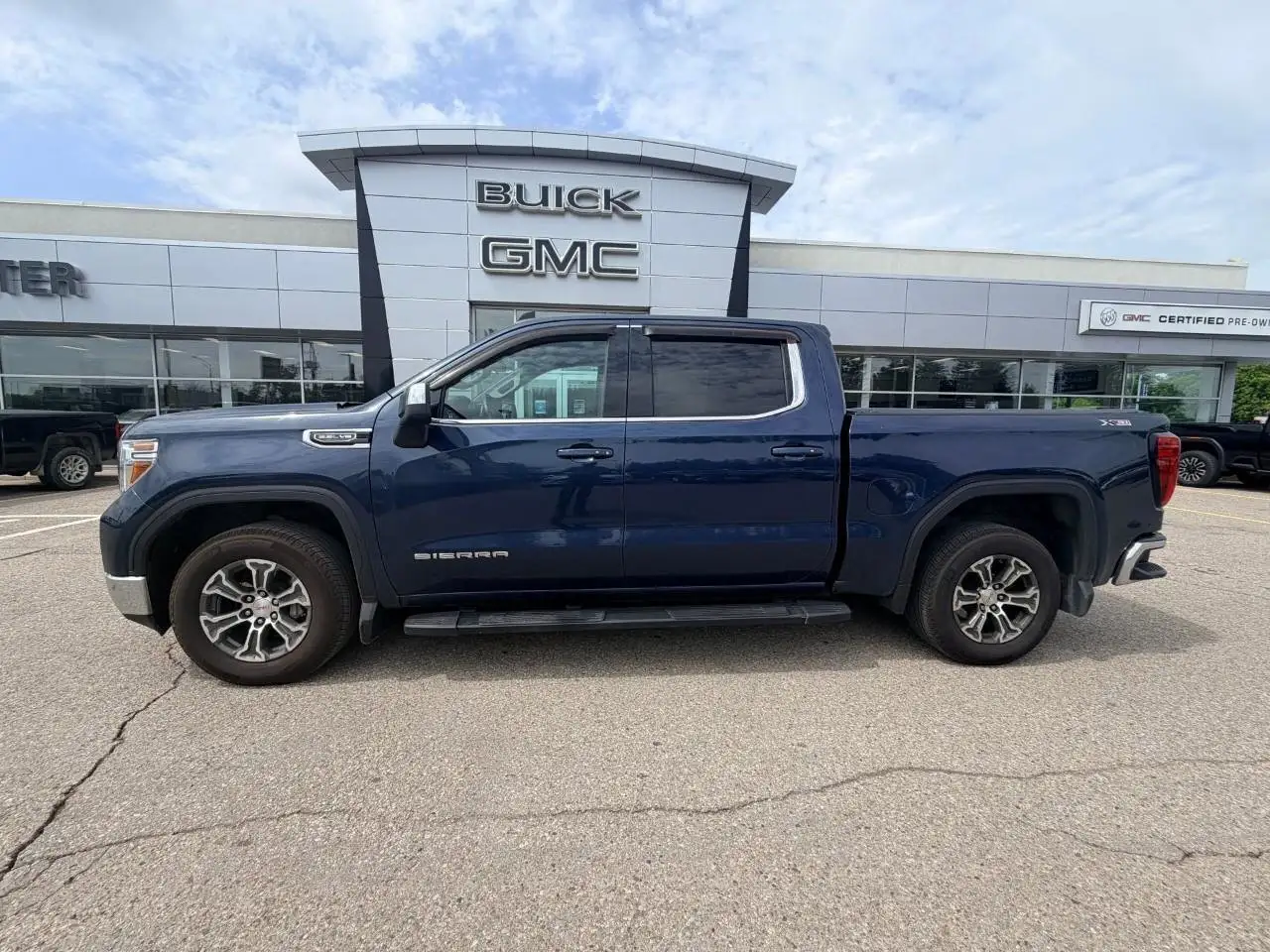 GMC Sierra 1500 photo GMC Sierra 1500