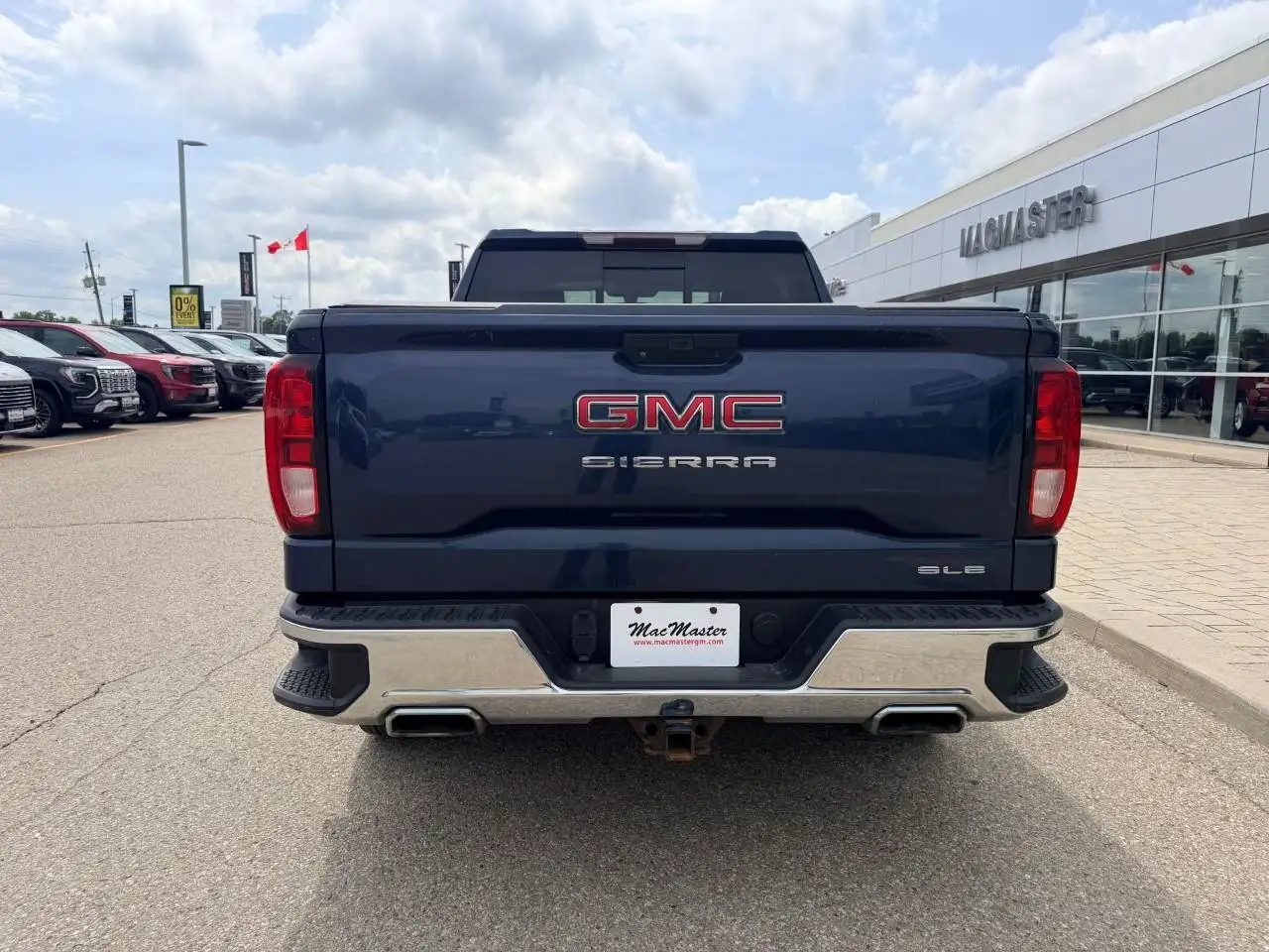GMC Sierra 1500 photo GMC Sierra 1500