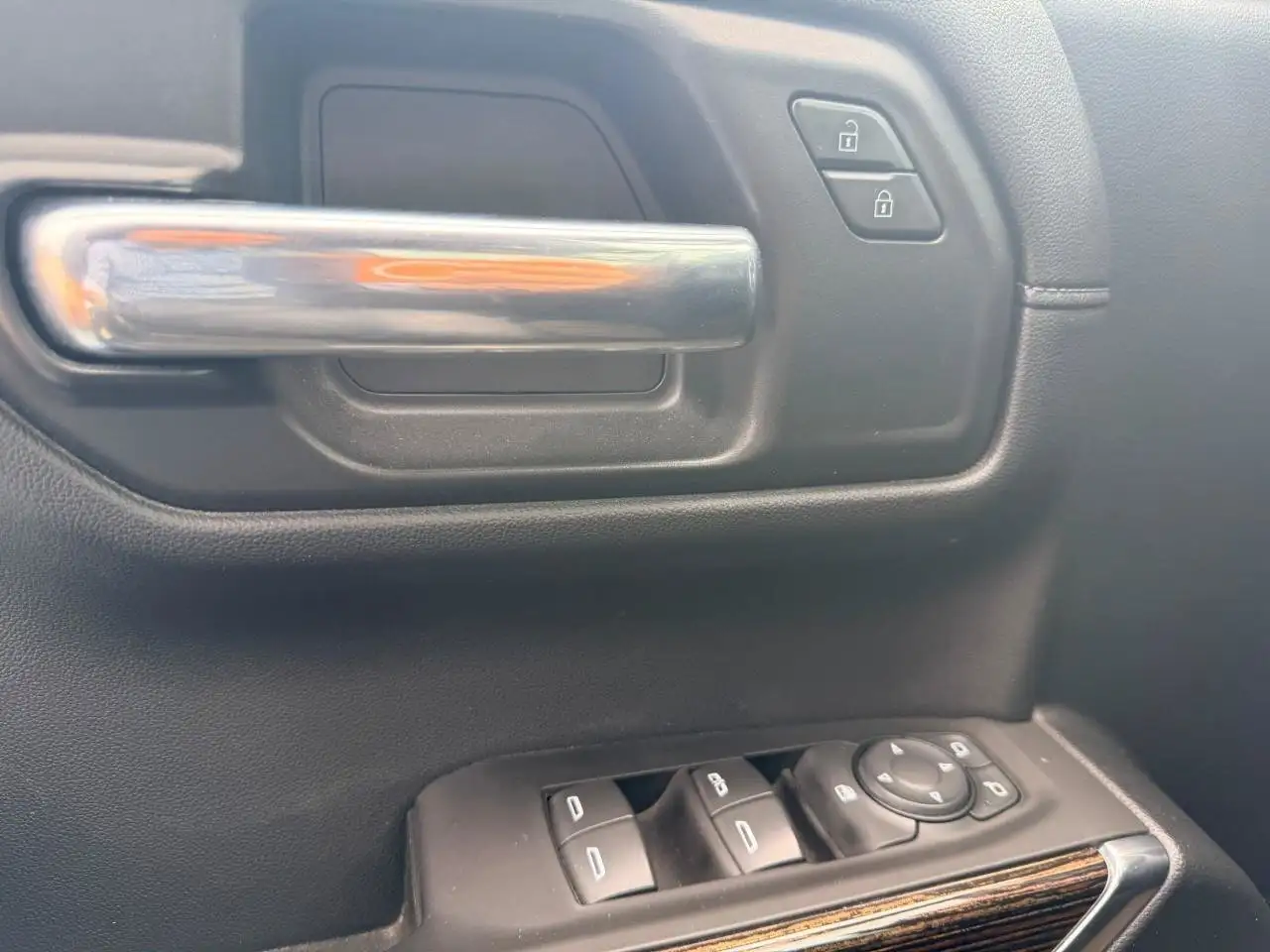 GMC Sierra 1500 photo GMC Sierra 1500
