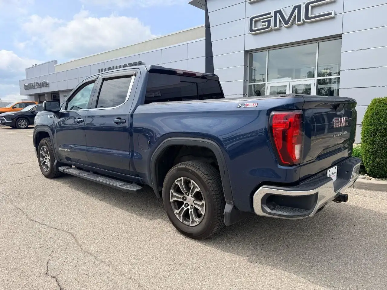 GMC Sierra 1500 photo GMC Sierra 1500