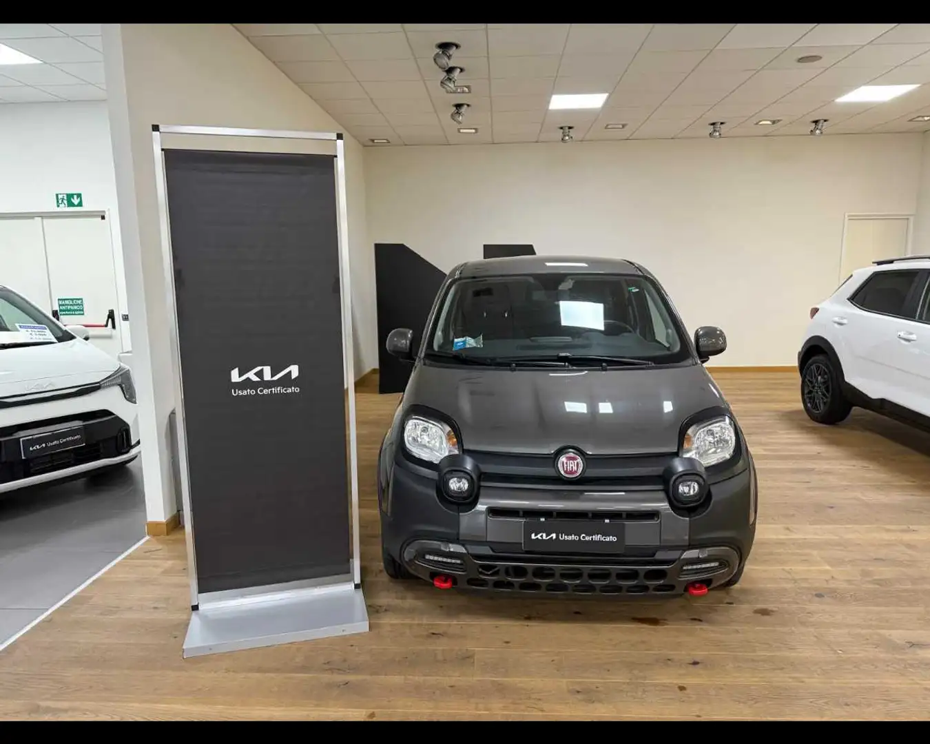 Fiat New Panda 1.0 FireFly Hybrid Серый - 2