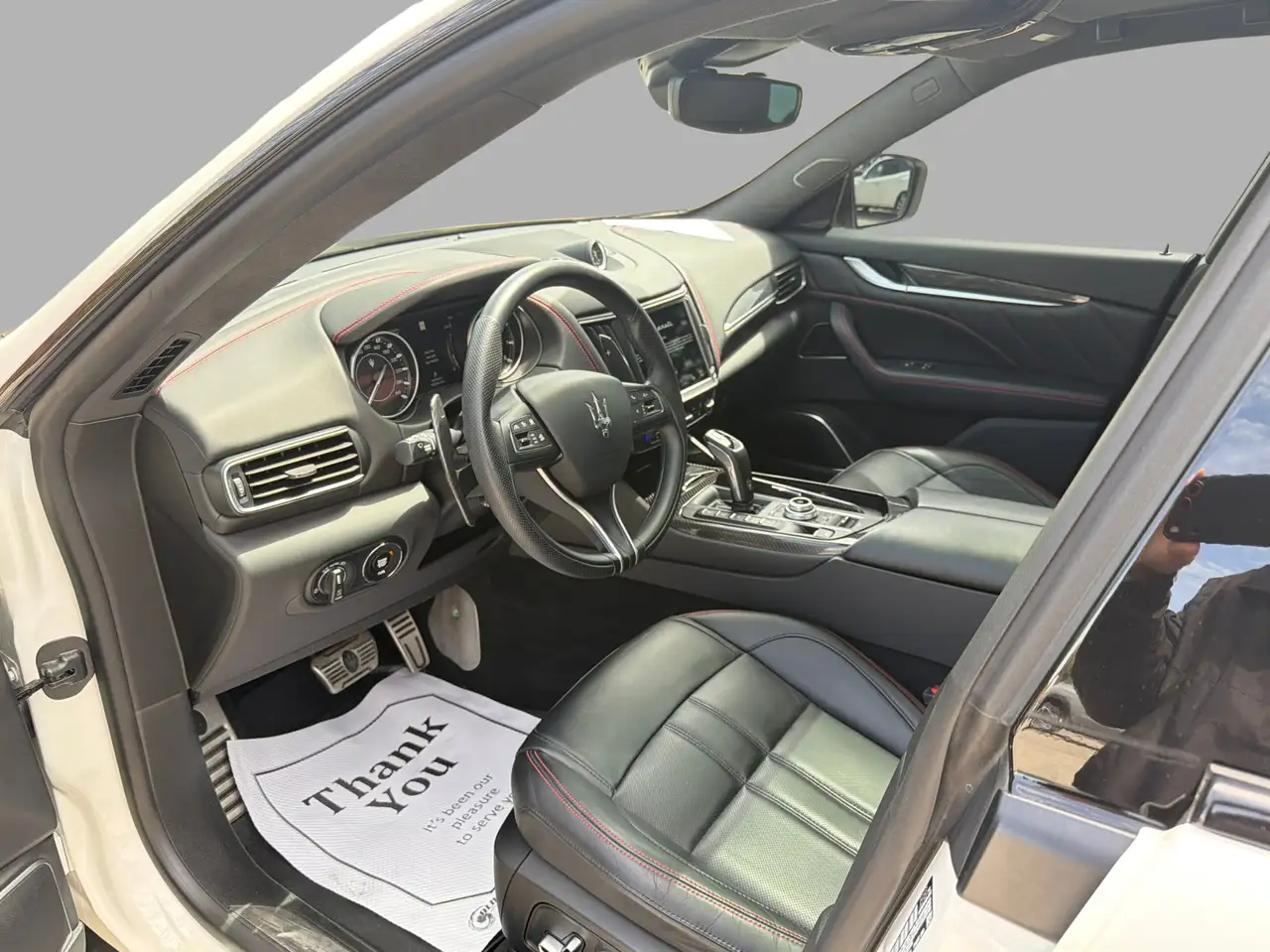 Maserati Levante снимка Maserati Levante