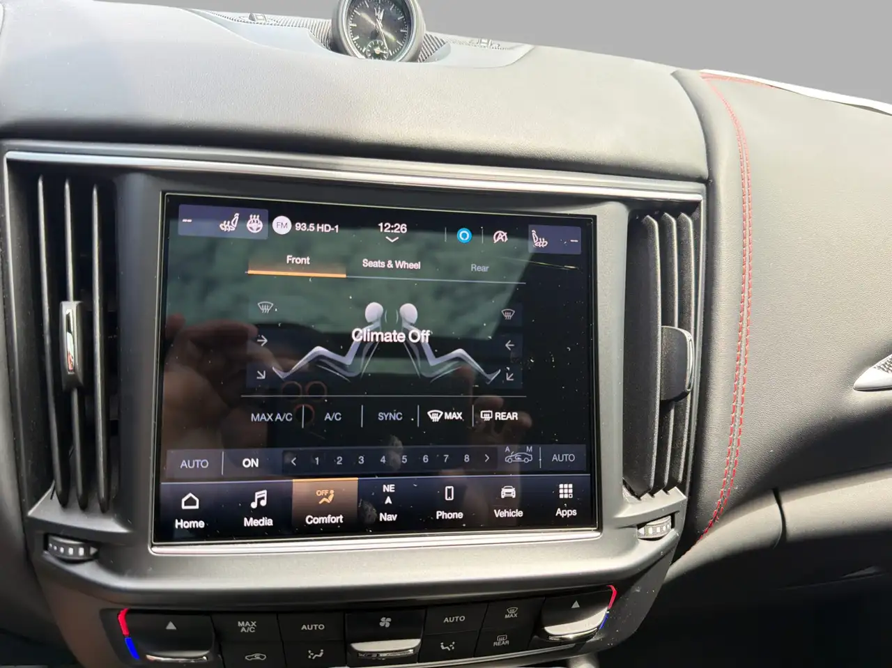 Maserati Levante снимка Maserati Levante