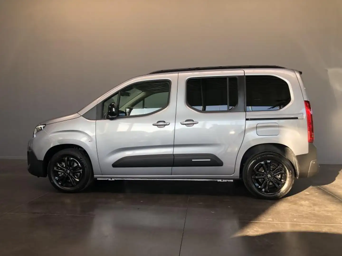 Citroen Berlingo 1.5BlueHDi 130 EAT8 MAX Argent - 2