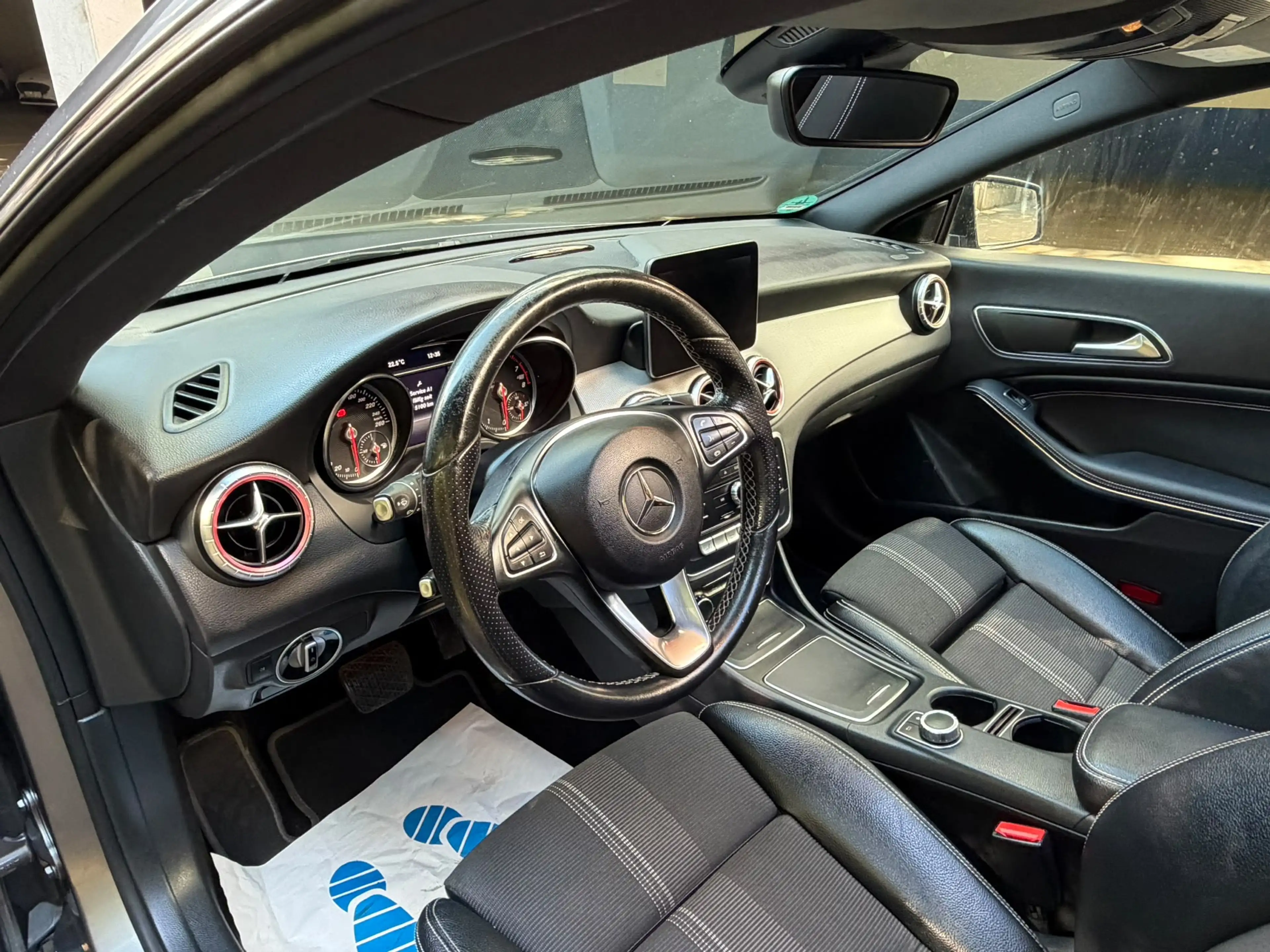 Mercedes-Benz CLA 180 CLA 180 (117.342) — photo 9