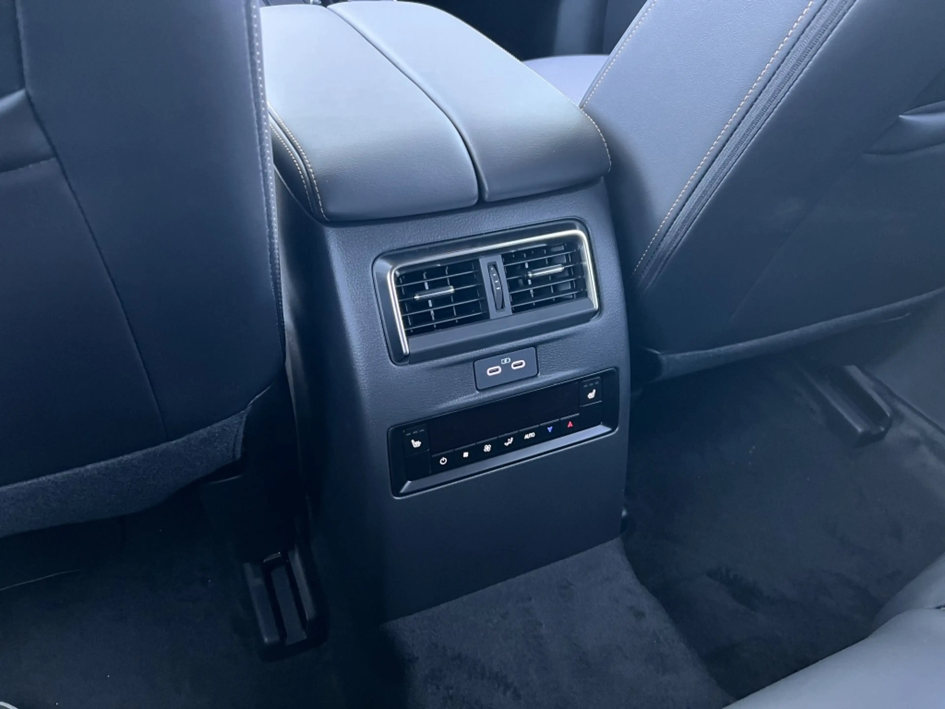 Mazda CX-80 2.5 PHEV Homura Business Edition — photo 13