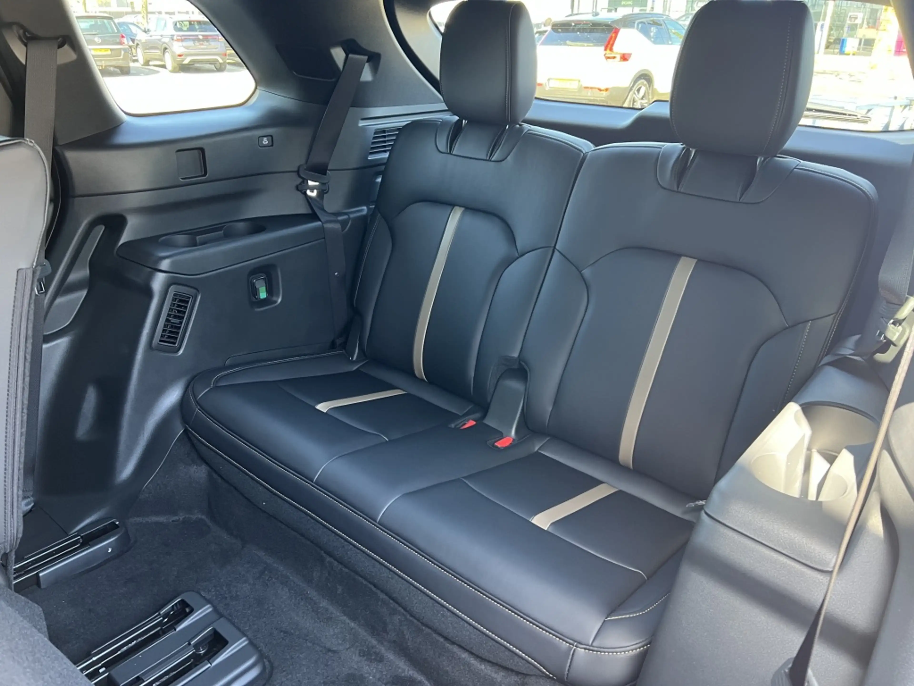Mazda CX-80 2.5 PHEV Homura Business Edition — photo 10