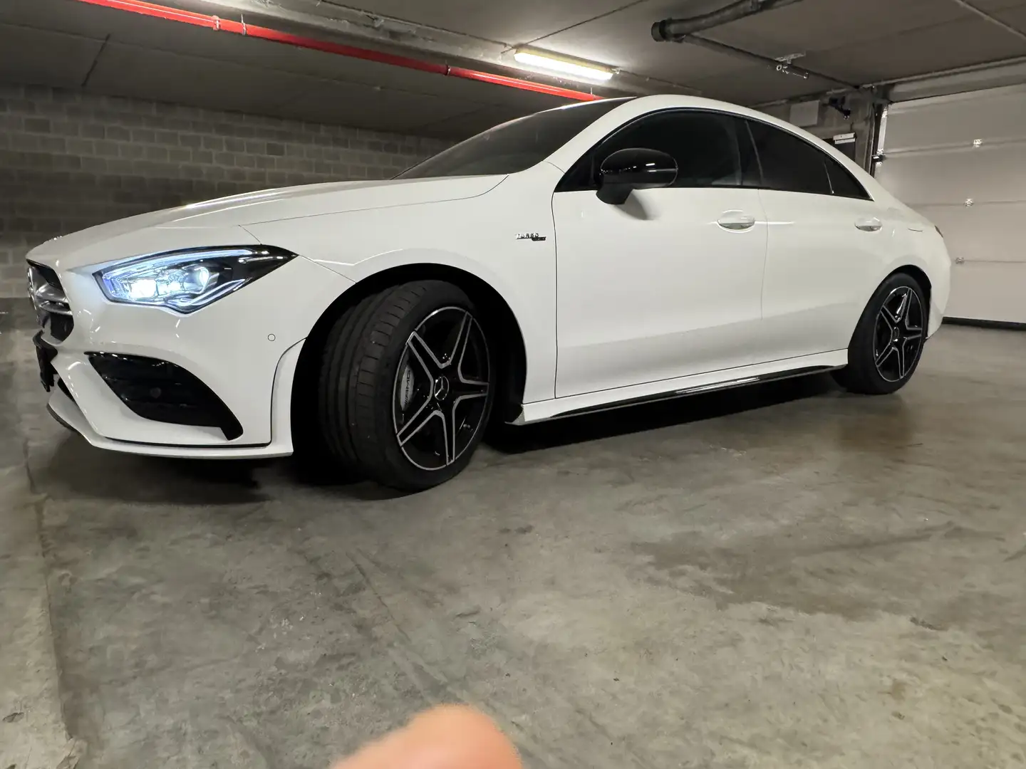 Mercedes-Benz CLA 35 AMG 4Matic/ Pano/ Camera/ Kuipzetels/ 7G-DCT/ Garantie - 2