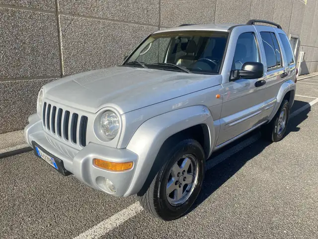 Jeep Cherokee 2.5 crd Limited Cambio Manuale  4x4 Gancio Traino