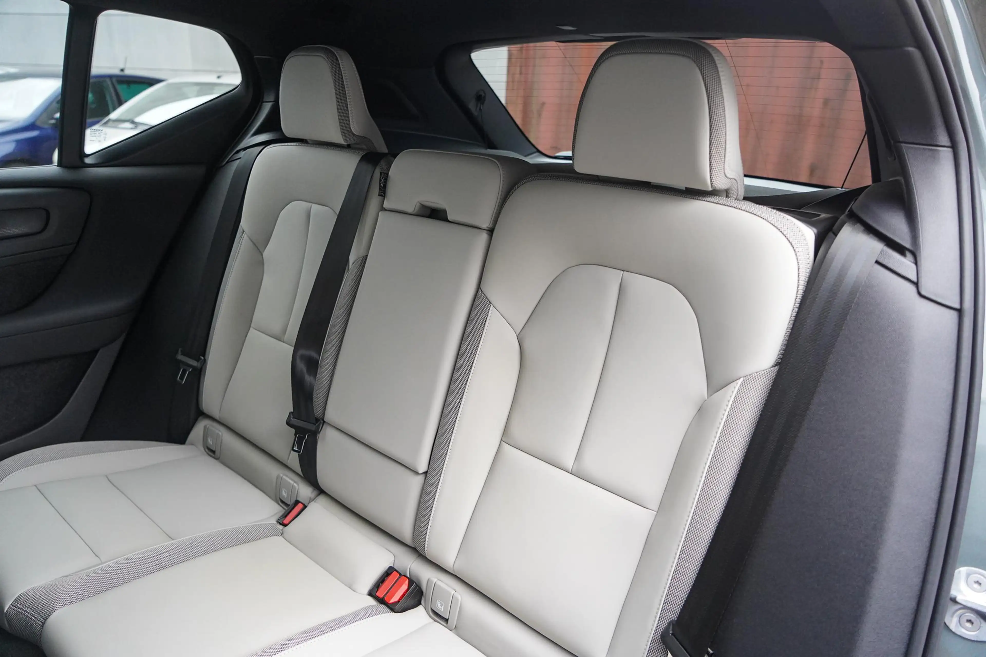 Volvo EX40 Single Motor Extended Range Plus 82 kWh | Warmtepo — photo 14