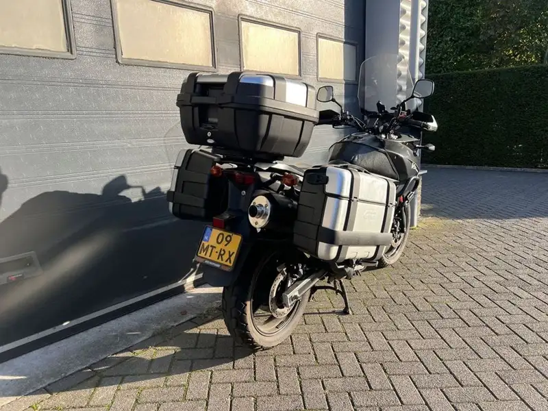 Suzuki V-STROM 650 - foto 8