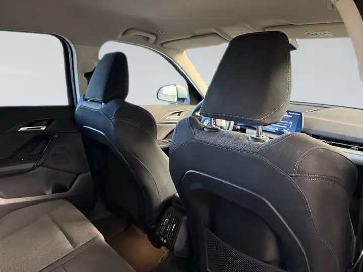 BMW X1 2023, foto 11