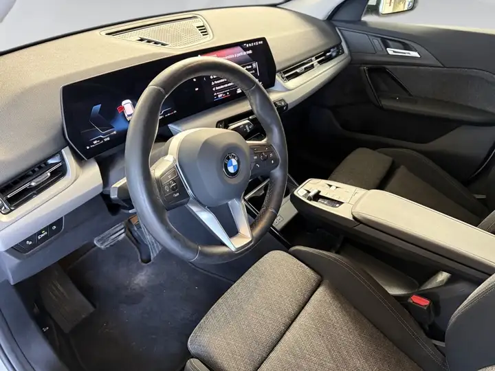 BMW X1 2023, foto 16