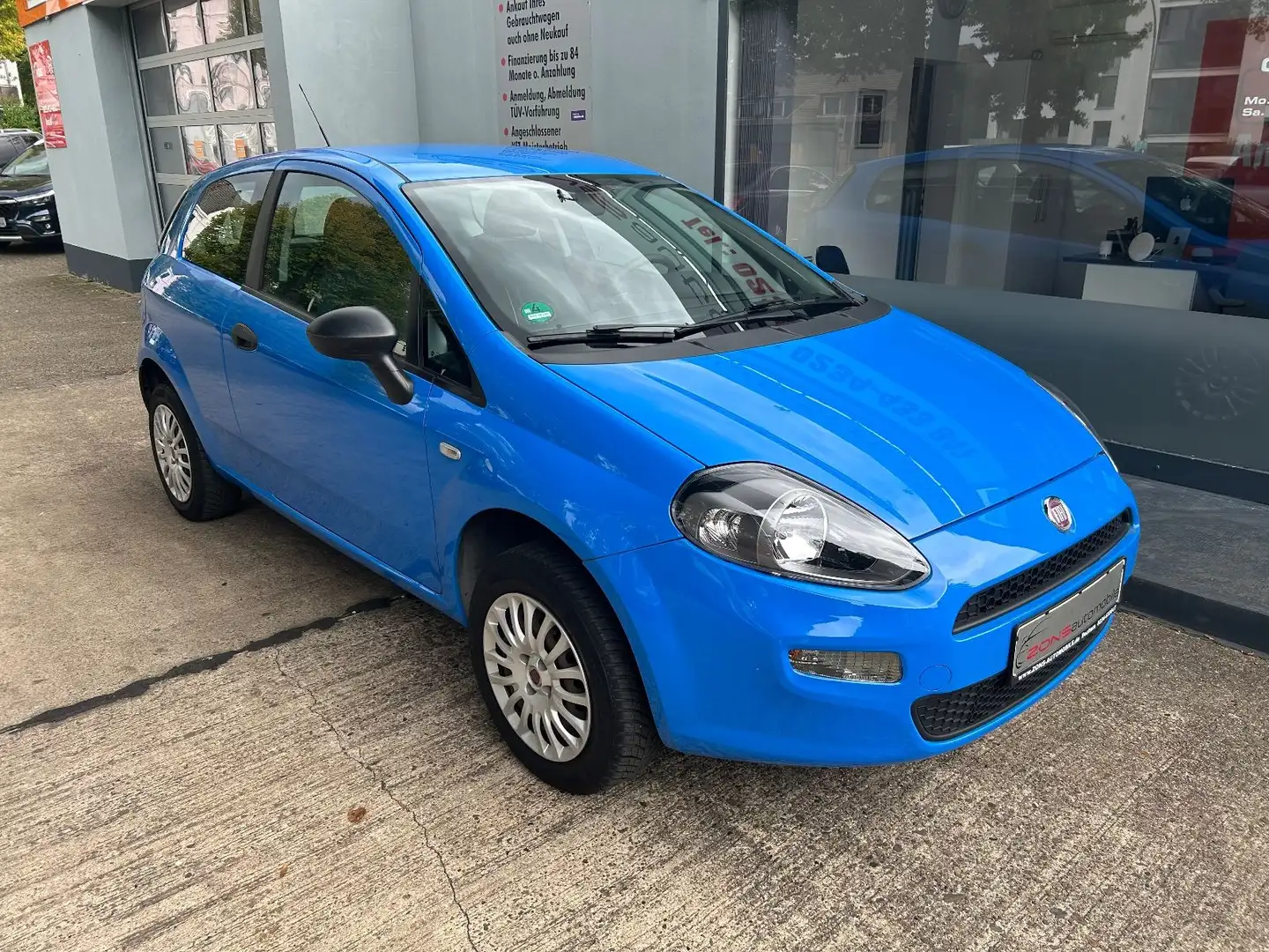 Fiat Punto 1.4 Benzin+CNG++NaviZB+AllwetterRäder+ Bleu - 2