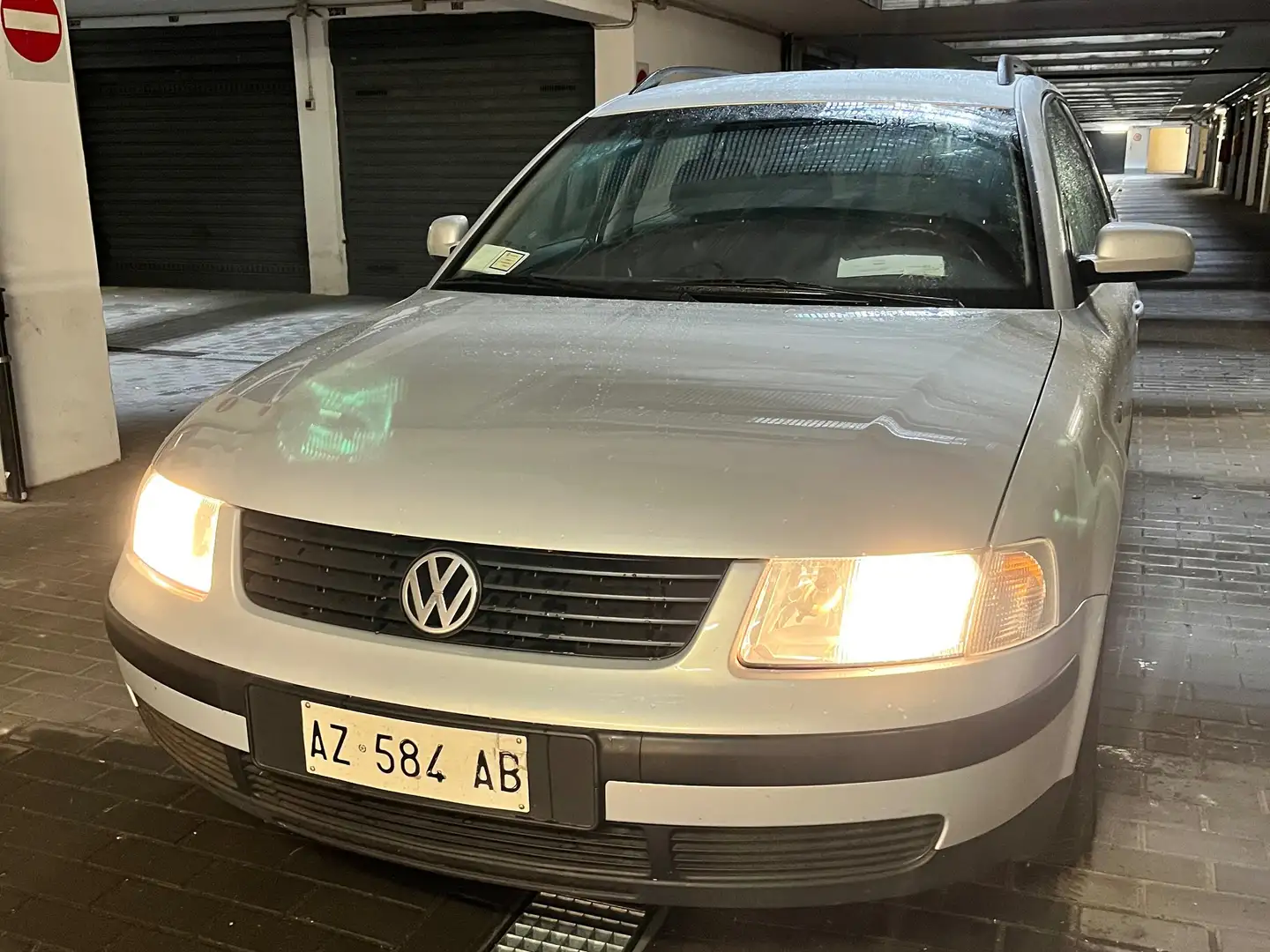 Volkswagen Passat Variant Passat V 1996 Variant 1.8 Argintiu - 1