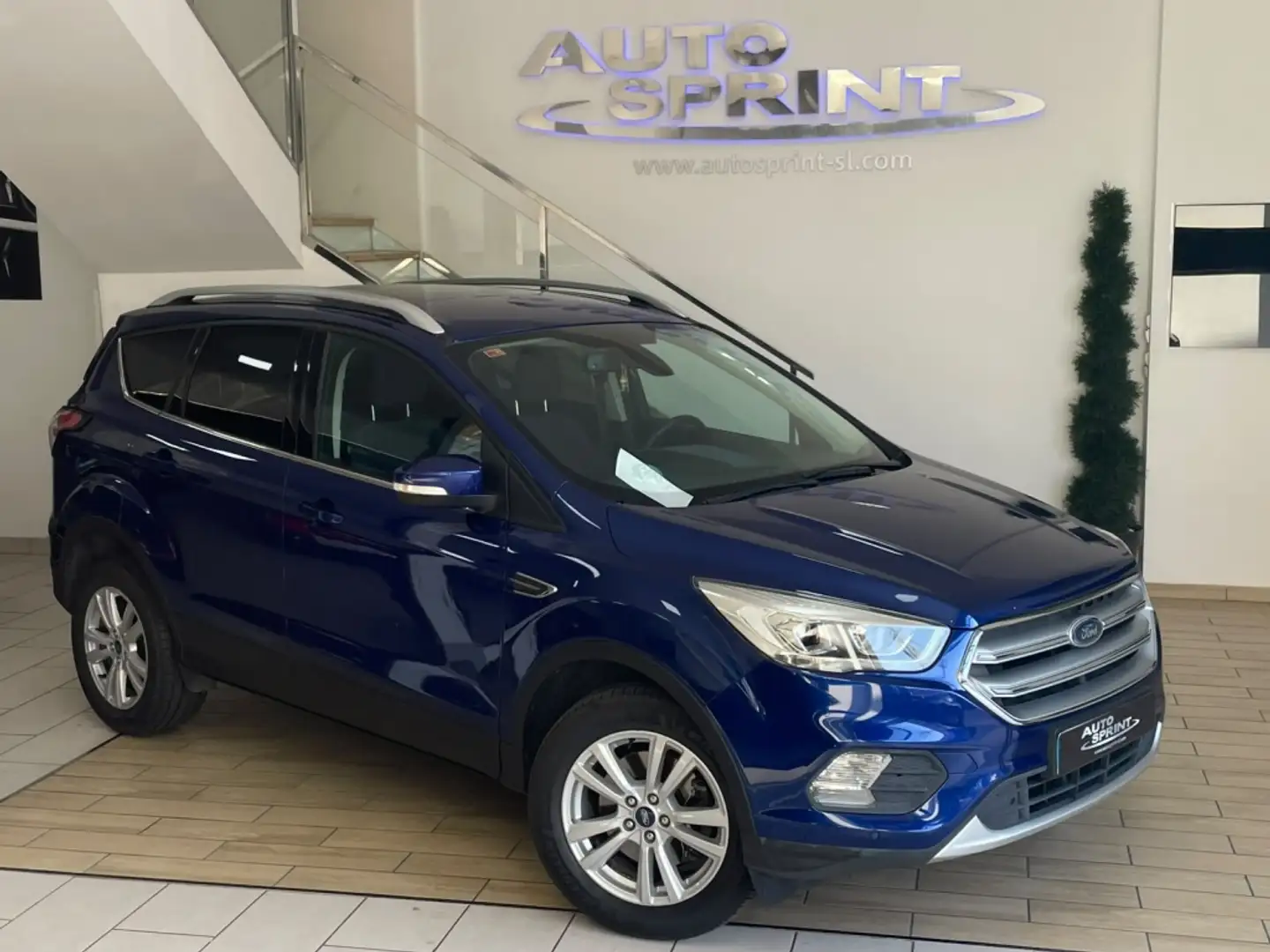 Ford Kuga 1.5TDCi Auto S&S Trend+ 4x2 120 Azul - 1