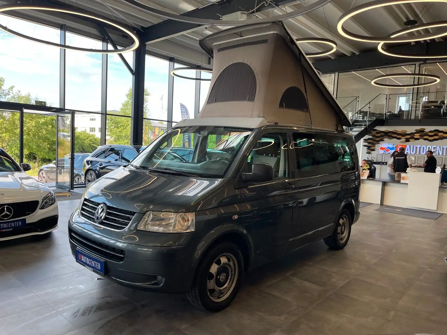 Volkswagen T5 California T5 Multivan *7.SITZER*STANDHEIZUNG*AHK*ZELTDACH Grau - 1