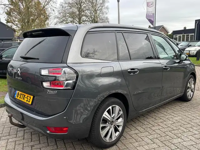 Citroen Grand C4 Picasso view 6
