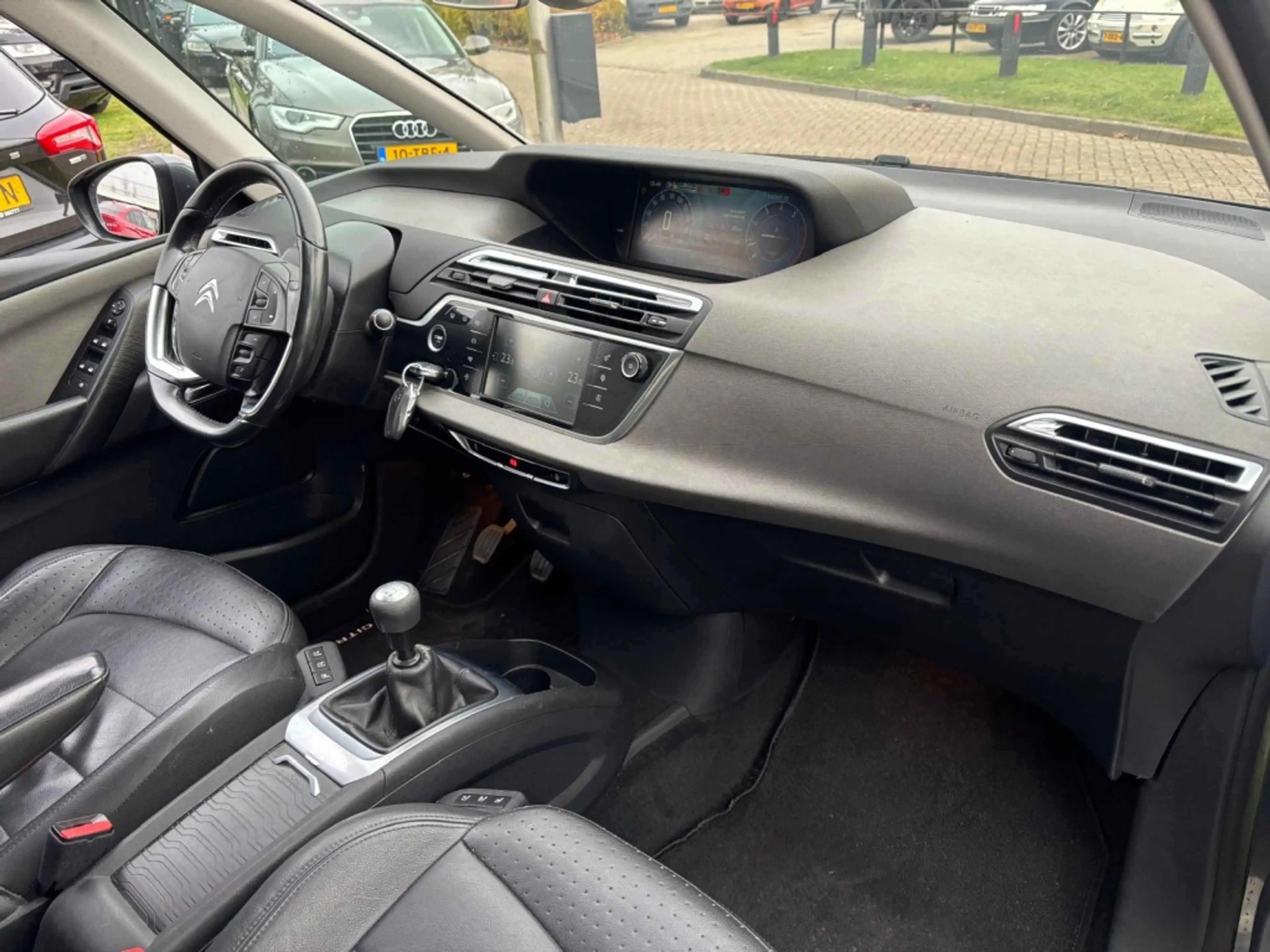 Citroen Grand C4 Picasso 1.6 Benzine 7-Persoons 2014 Trekhaak Leer — photo 10