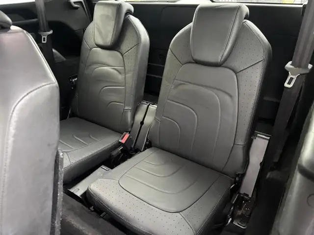 Citroen Grand C4 Picasso view 15