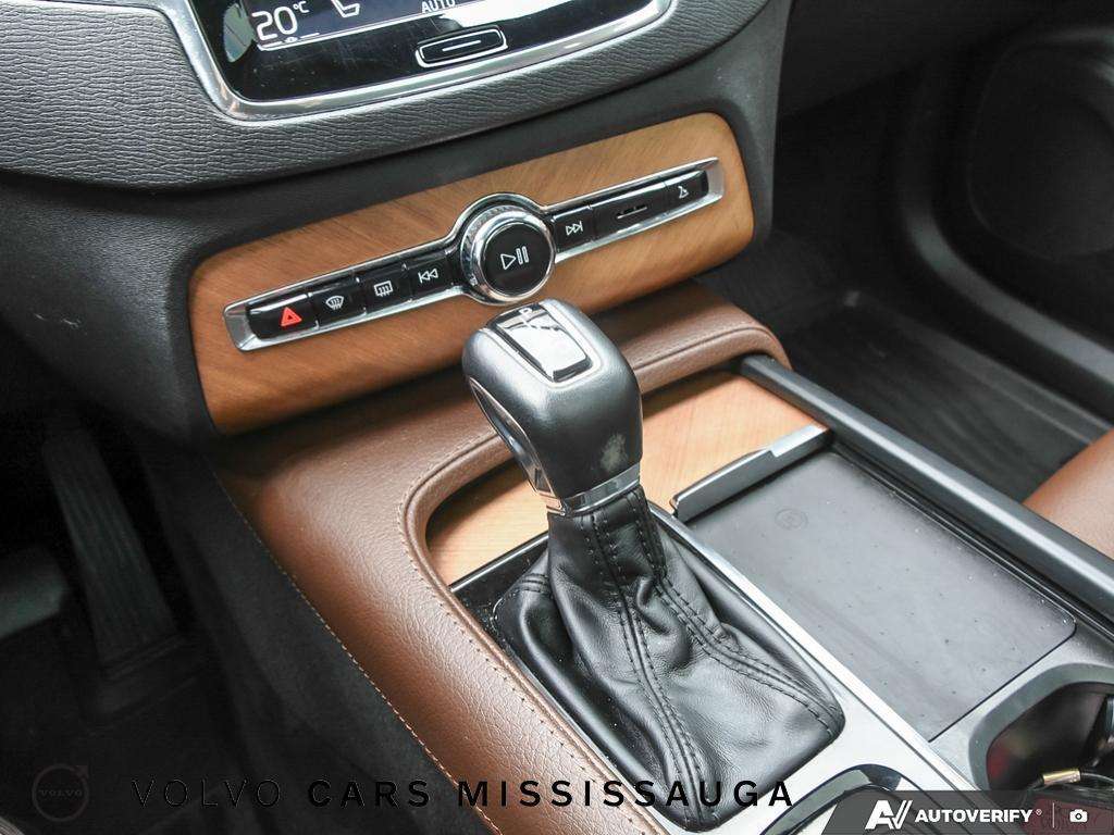 2022 Volvo XC90 Momentum thumb 19