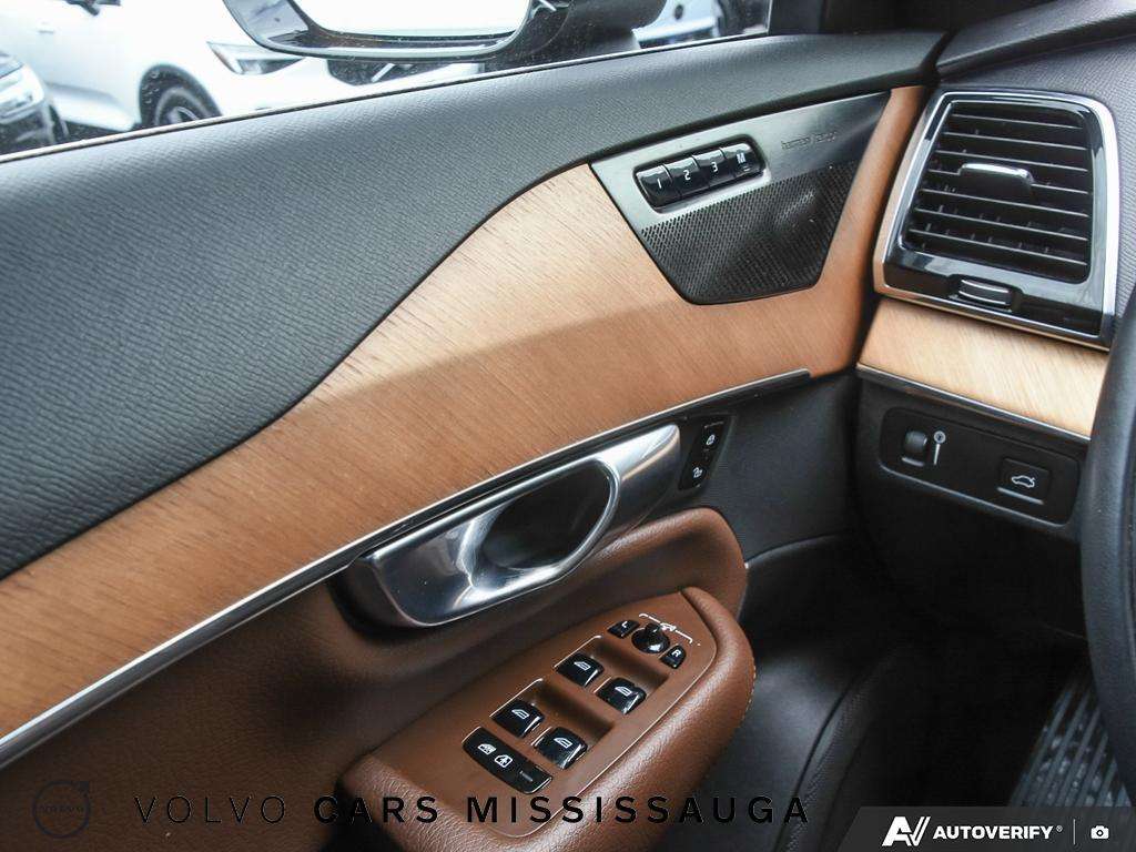 2022 Volvo XC90 Momentum thumb 17