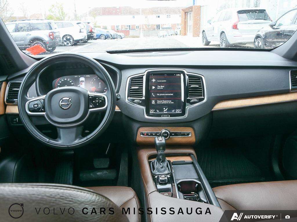 2022 Volvo XC90 Momentum thumb 25