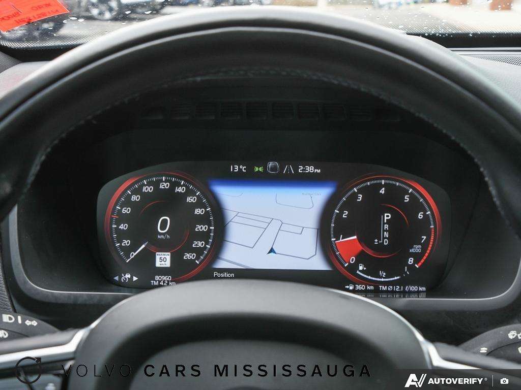 2022 Volvo XC90 Momentum thumb 15
