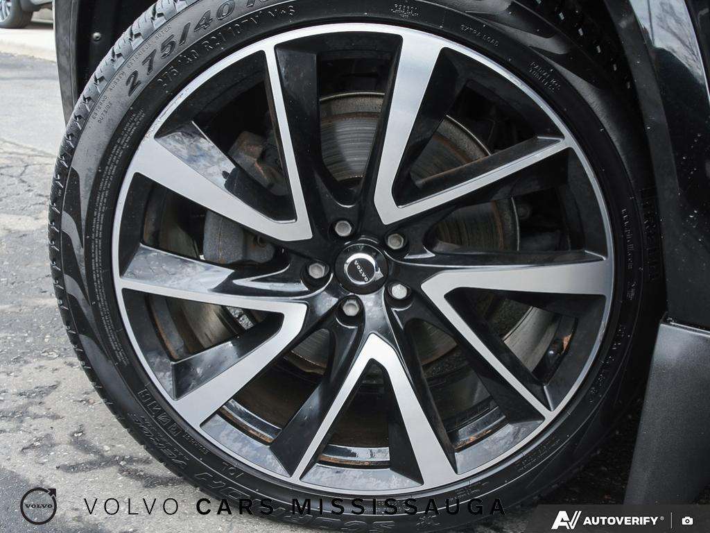 2022 Volvo XC90 Momentum thumb 6