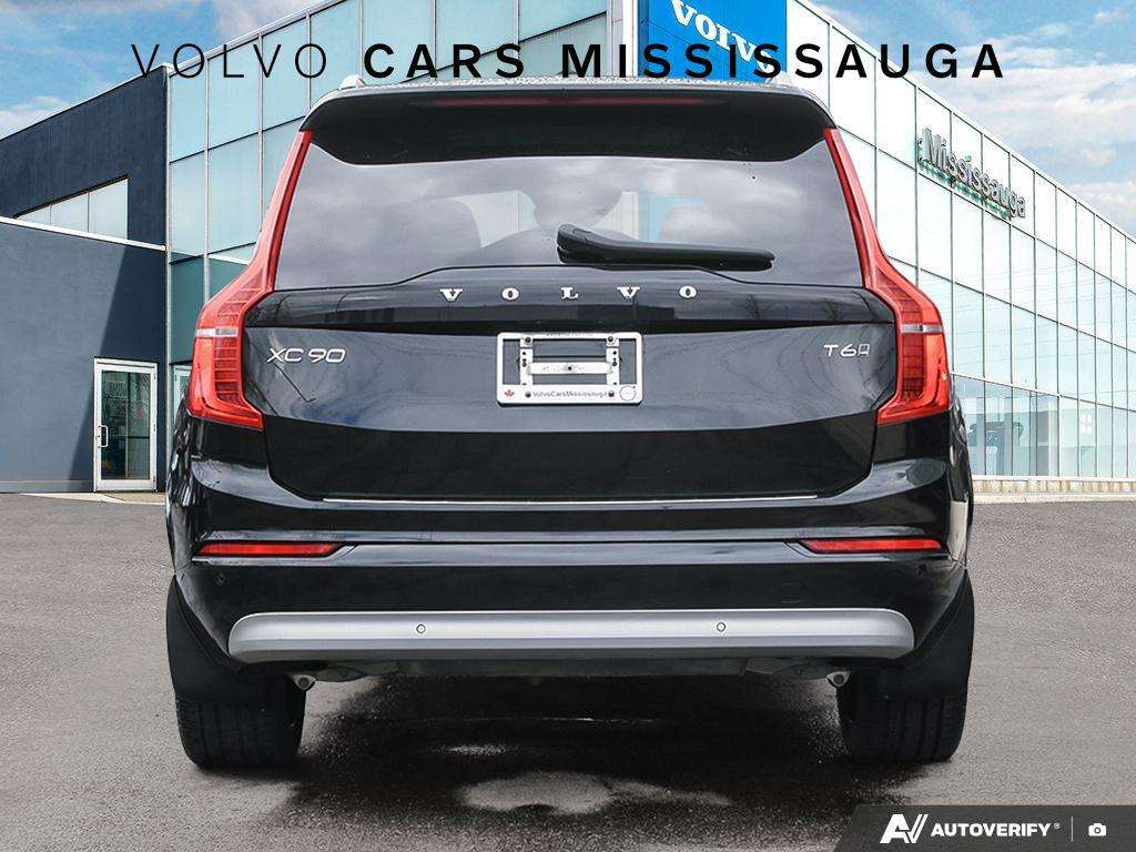 2022 Volvo XC90 Momentum alt 5