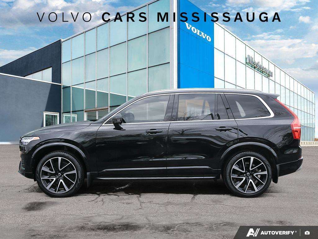 2022 Volvo XC90 Momentum alt 3