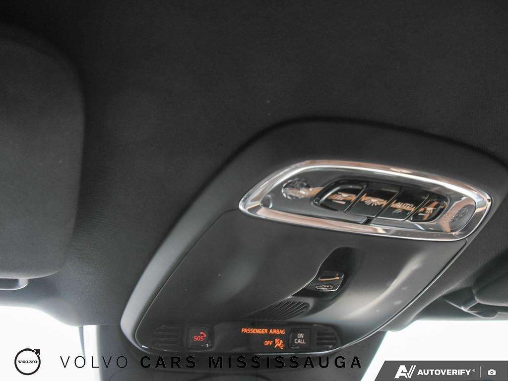 2022 Volvo XC90 Momentum thumb 22