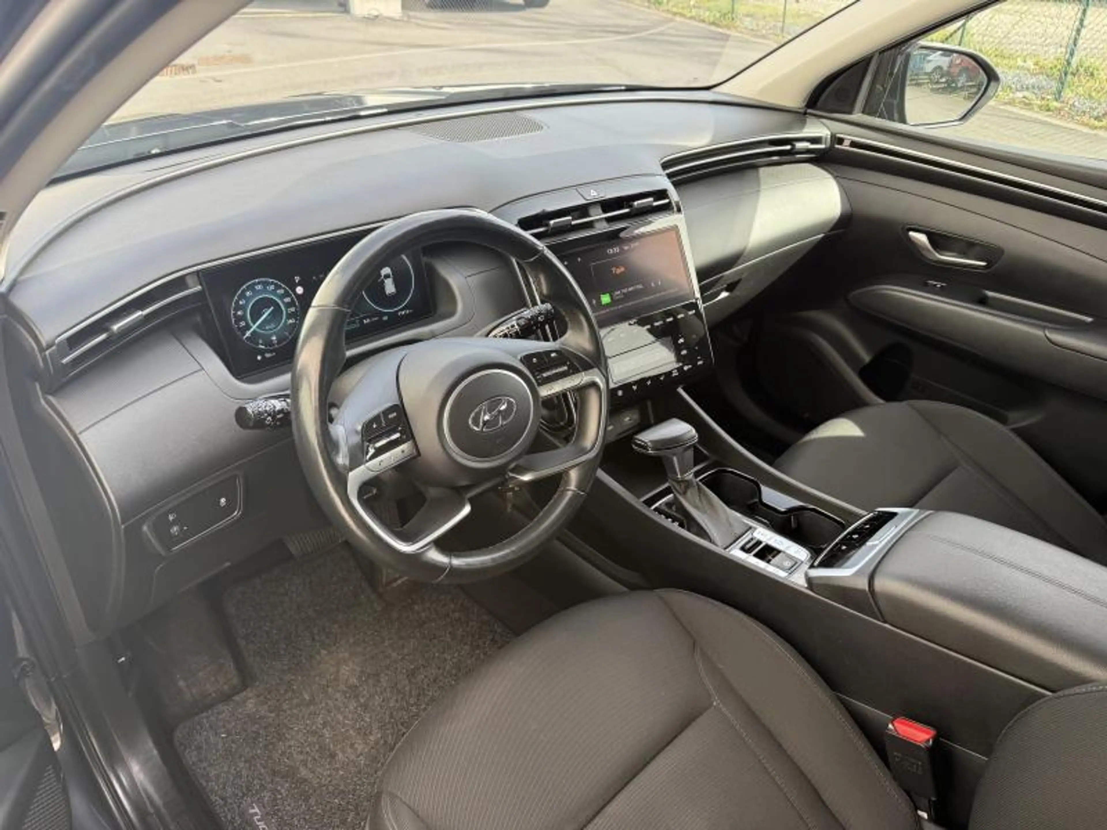 Hyundai TUCSON 1.6 Ess 150ch — photo 10