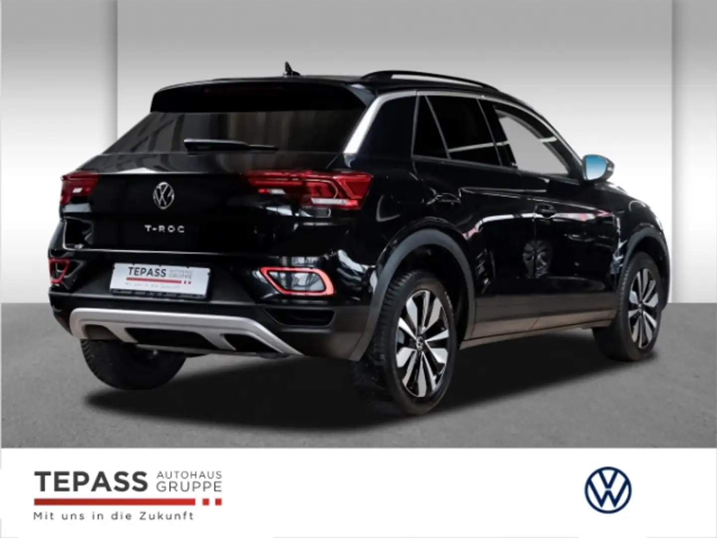 Volkswagen T-Roc 1,5 TSI DSG Move ALLSEASON Zwart - 2
