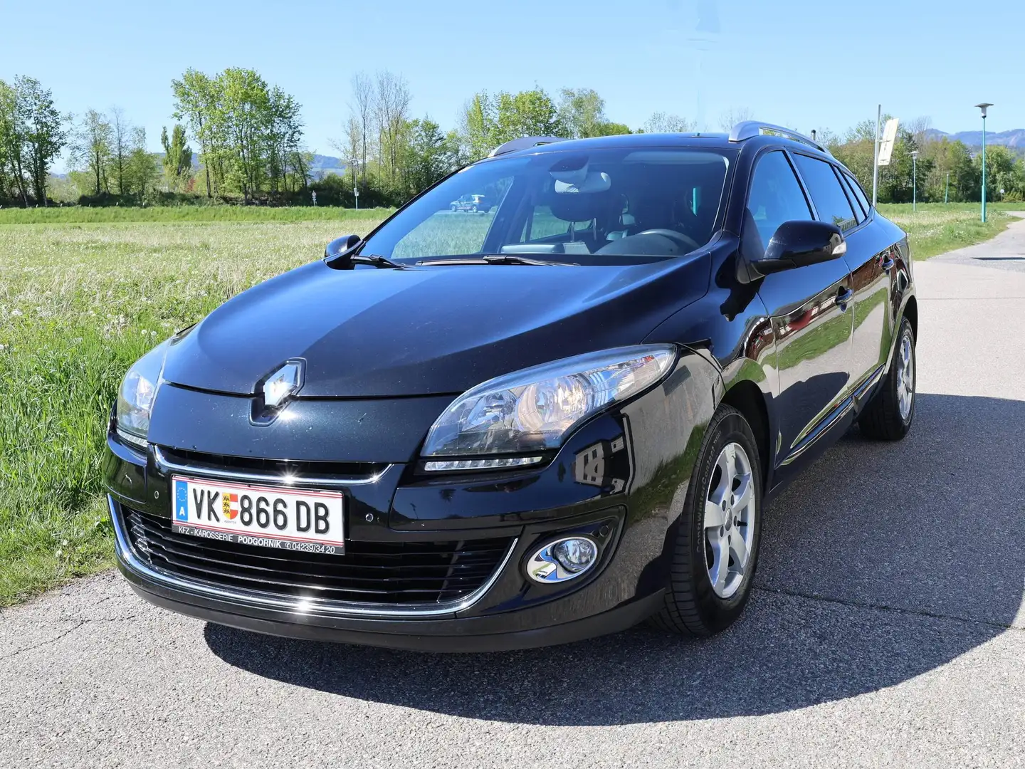 Renault Megane Mégane Grandtour Bose Edition Energy dCi 110 Bose Edition Schwarz - 2