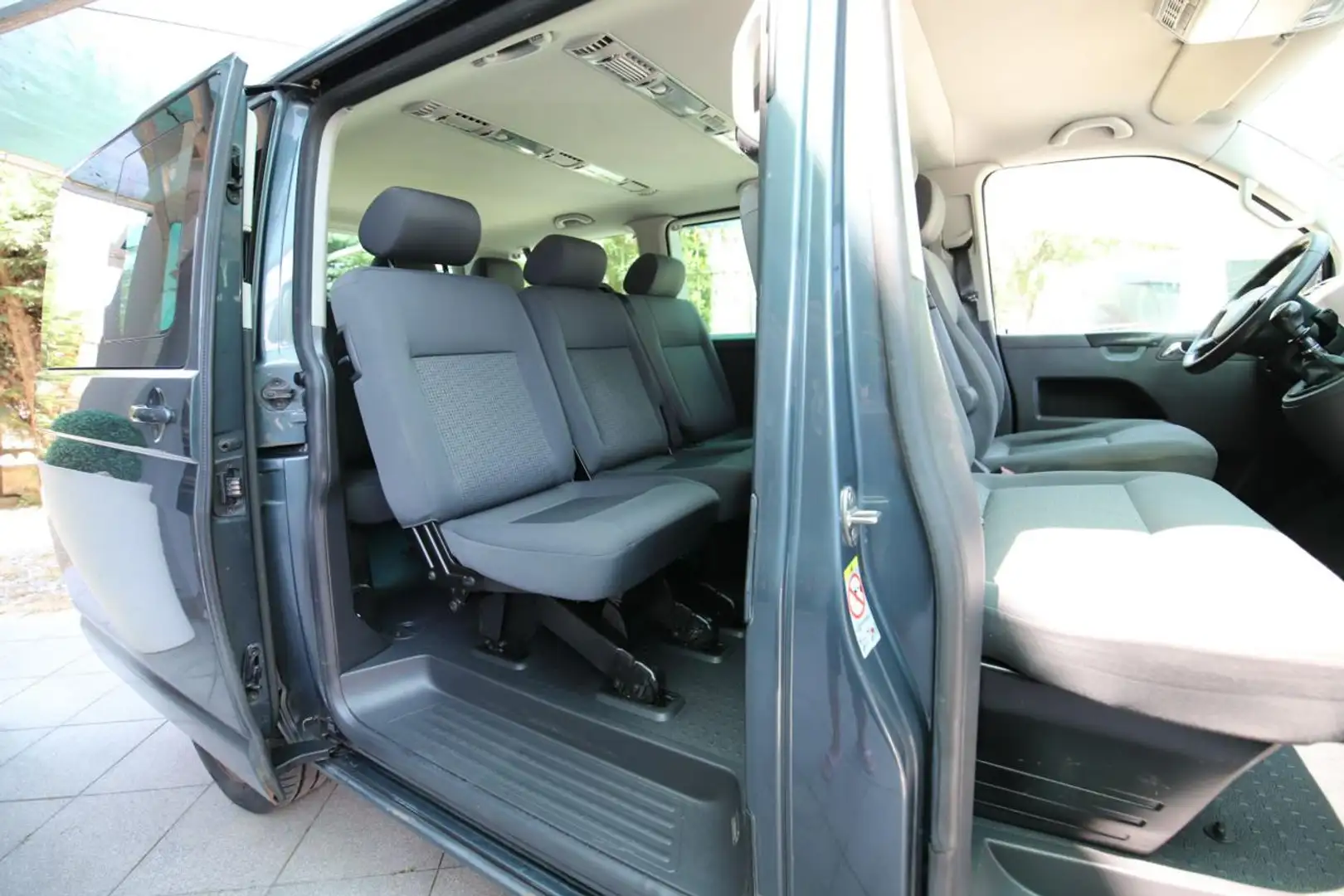 Volkswagen T5 2.5tdi 131cv 4motion 9 Posti Klima G.traino Сірий - 1