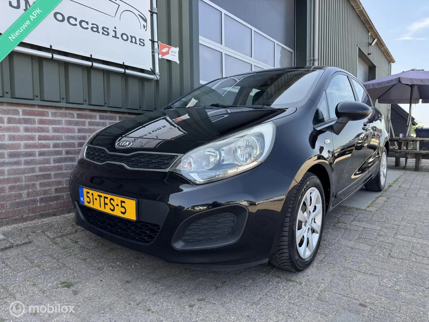 Kia Rio 1.2 CVVT Comfort Pack|Airco|Allseason|APK 2-2026 Zwart - 2