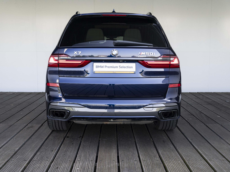 BMW X7 M50i | M Sportpakket | 22 inch | Executive Drive P — photo 8